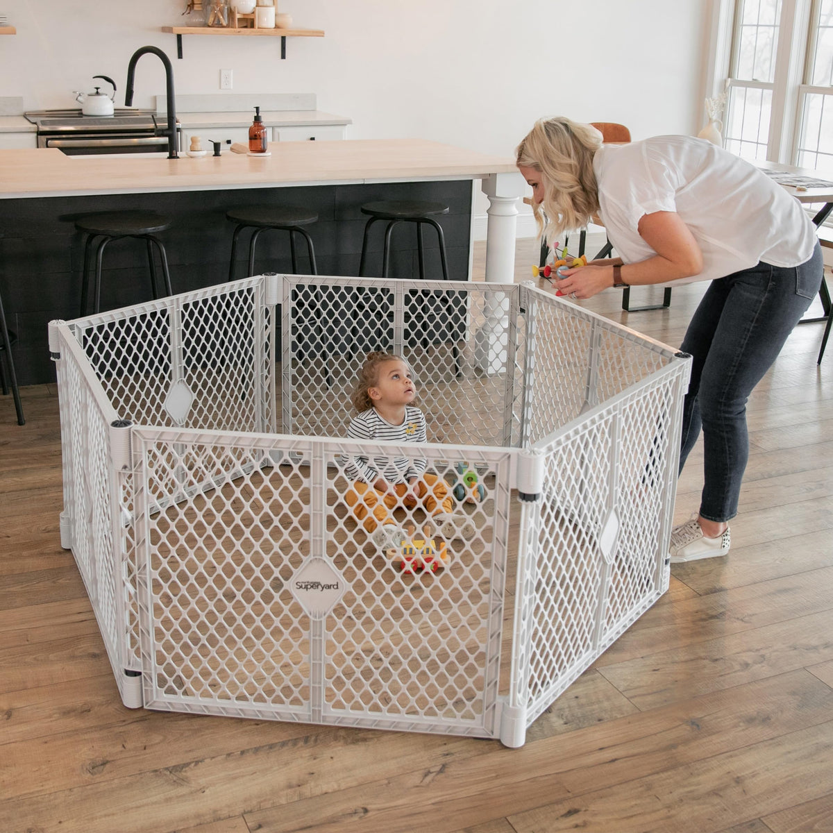 6-Panel Baby Playard M397